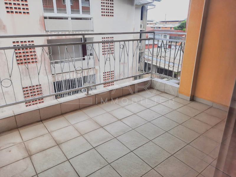 Appartement 2 Pièce(s) CAYENNE